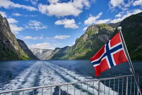 Read more about the article Nærøyfjord Cruise: A Fantastic Journey through Norway’s Narrow Gem