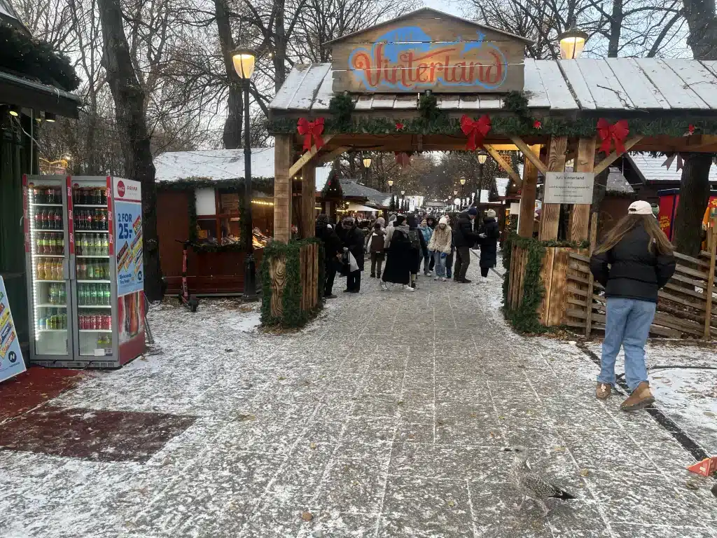 Visiting the Christmas Market in Oslo 